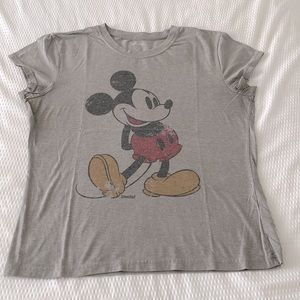 Women’s Walt Disney Gray Tee, Size XL